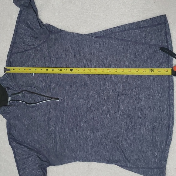 NIKE DRI Fit purple Performance Shirt. Xl. Half Zip. Thumb Holes - Picture 8 of 12